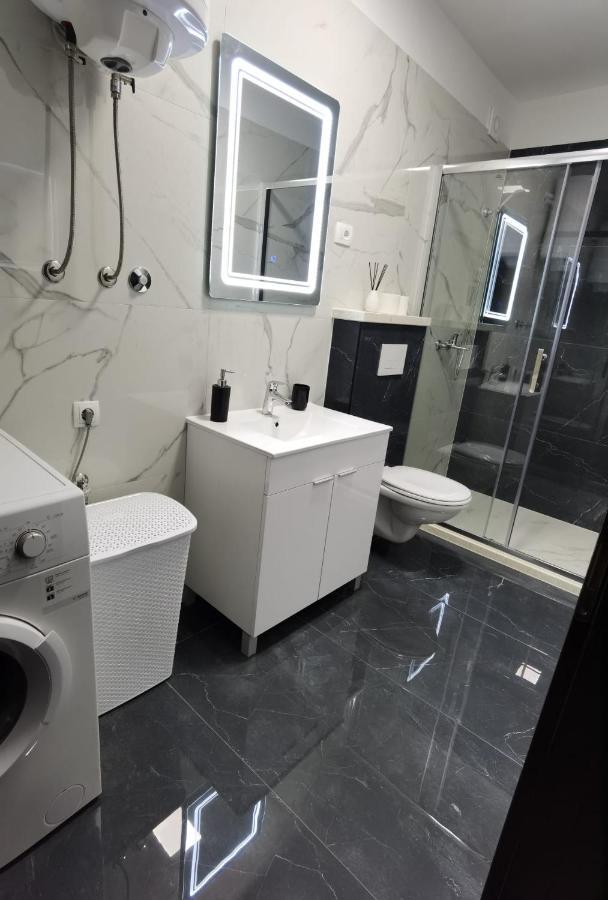 Apartman Lu Jesenice  Luaran gambar