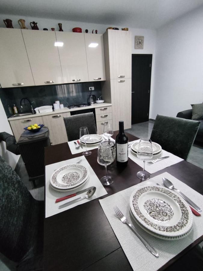 Apartman Lu Jesenice  Luaran gambar